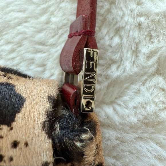 Fendi Brown Printed Pony Hair Baguette Black Beige Vintage 2000s Authentic - Picture 4 of 15